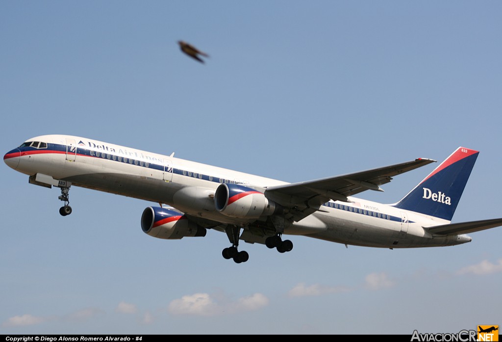 N633DL - Boeing 757-232 - Delta Air Lines