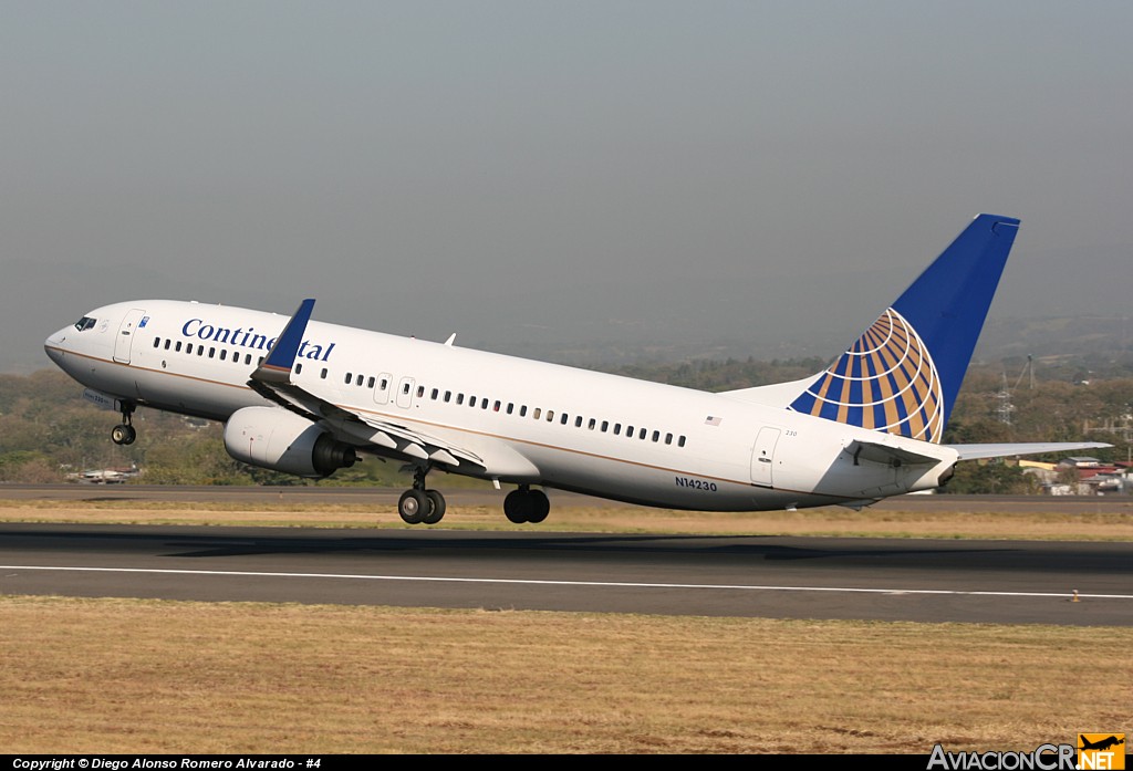 N14230 - Boeing 737-824 - Continental Airlines