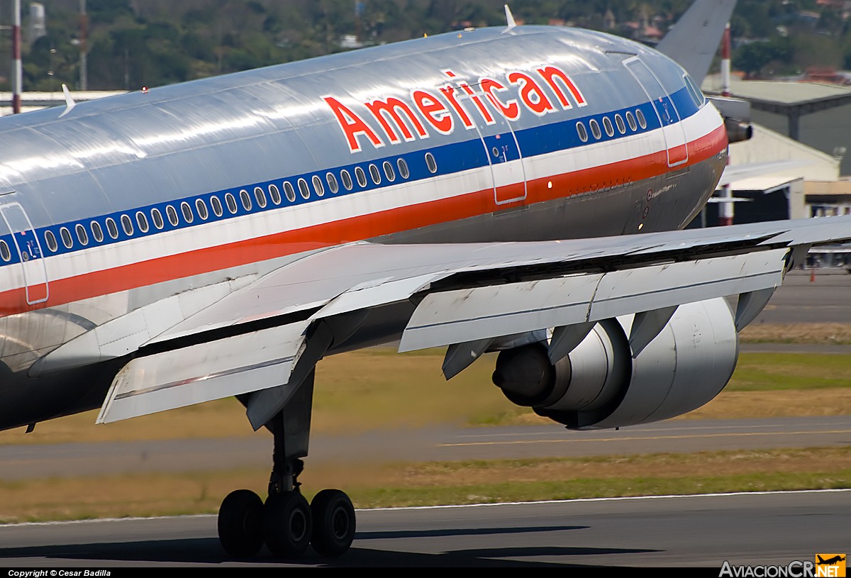 N77080 - Airbus A300B4-605R - American Airlines