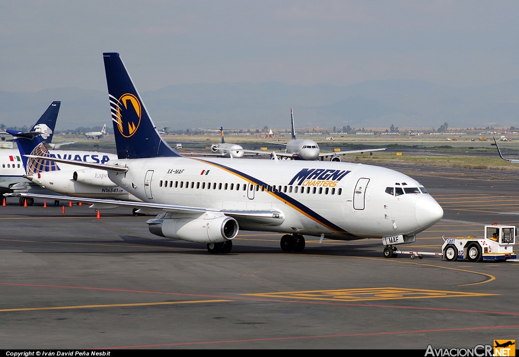 XA-MAF - Boeing 737-2K9/Adv - Magnicharter