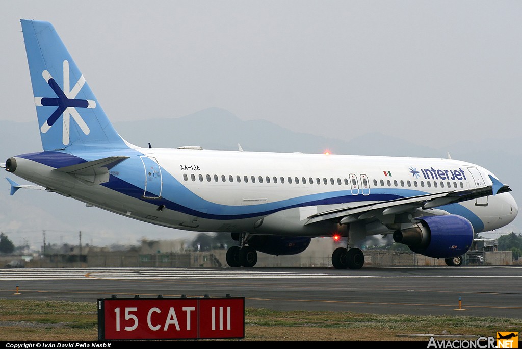 XA-IJA - Airbus A320-214 - Interjet