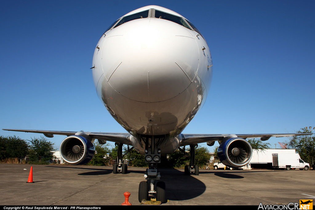 G-OJIB - Boeing 757-23A - Astraeus