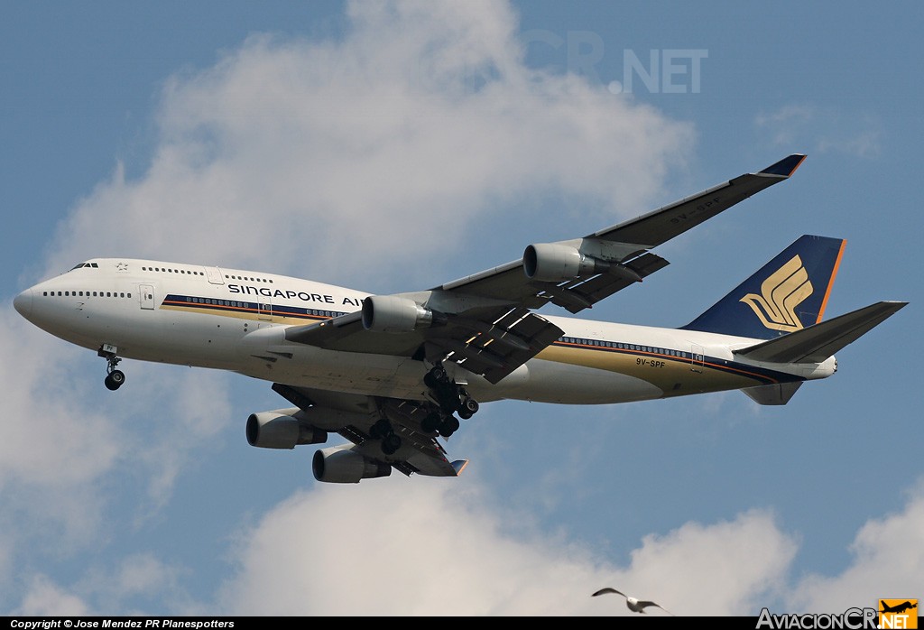 9V-SPF - Boeing 747-412 - Singapore Airlines