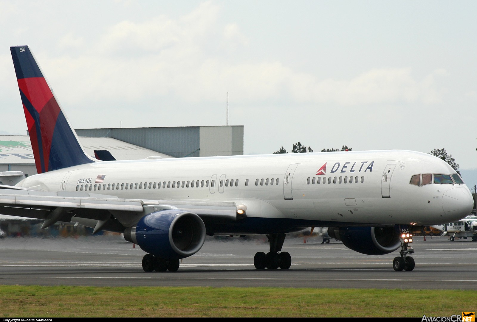 N654DL - Boeing 757-232 - Delta Airlines