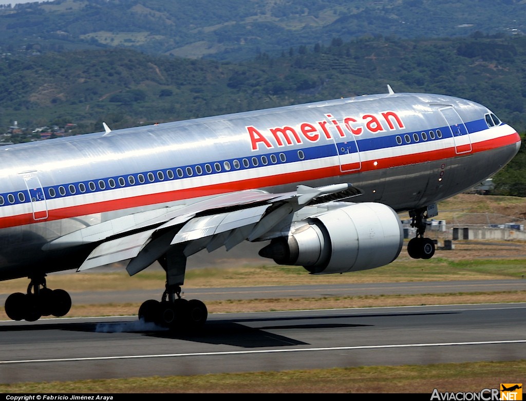 N77080 - Airbus A300B4-605R - American Airlines