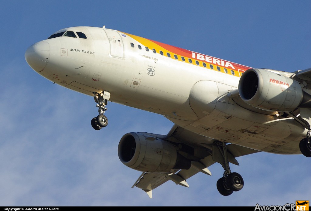 EC-FGV - Airbus A320-211 - Iberia