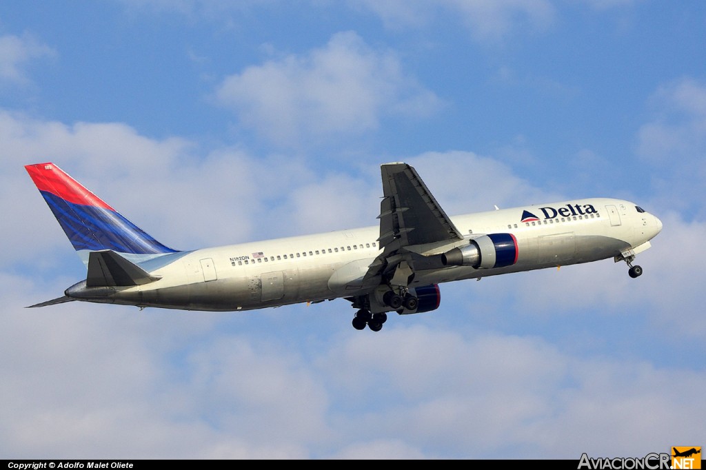 N182DN - Boeing 767-332(ER) - Delta Air Lines