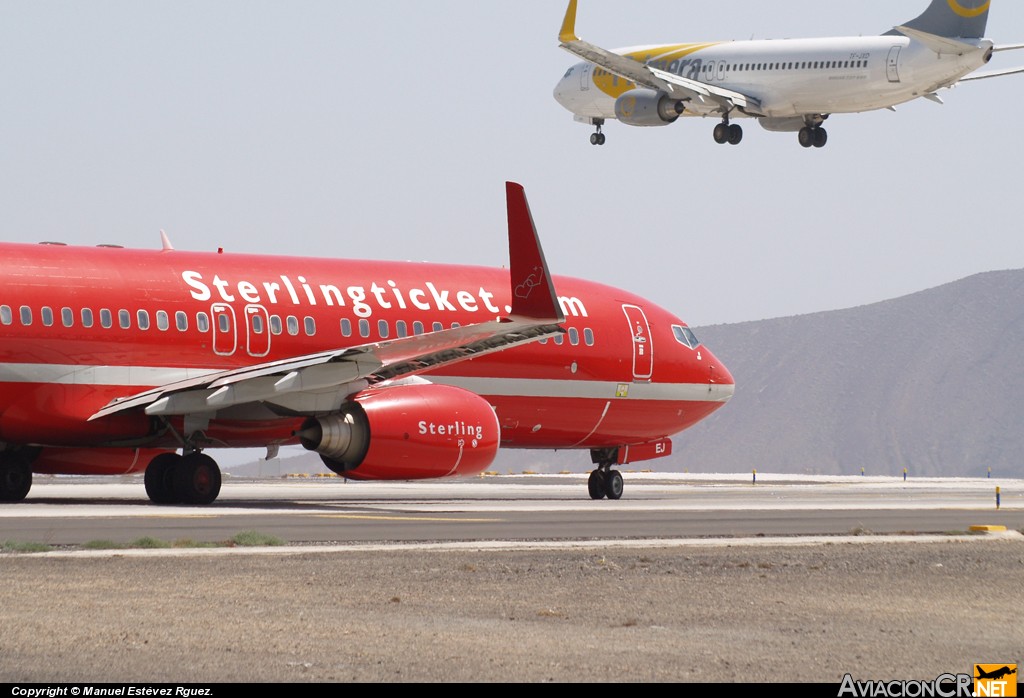 OY-SEJ - Boeing 737-86Q - Sterling