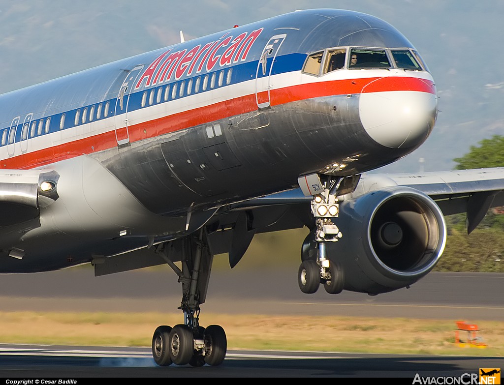 N682AA - Boeing 757-223 - American Airlines