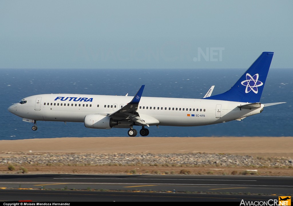 EC-QFB - Boeing 737-86N - Futura International Airways