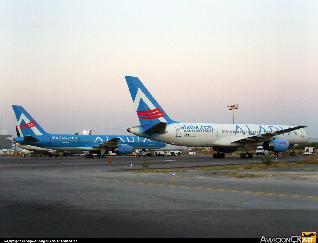 XA-MTY - Boeing 757-2Y0 - ALADIA (AYD)