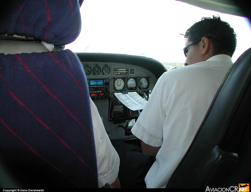  - Cessna 208B Grand Caravan - SANSA - Servicios Aereos Nacionales S.A.
