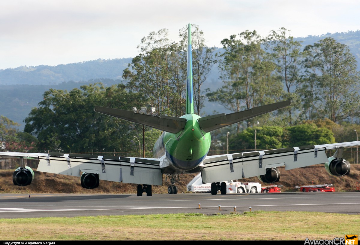 N661AV - Douglas DC-8-63(F) - Arrow Air