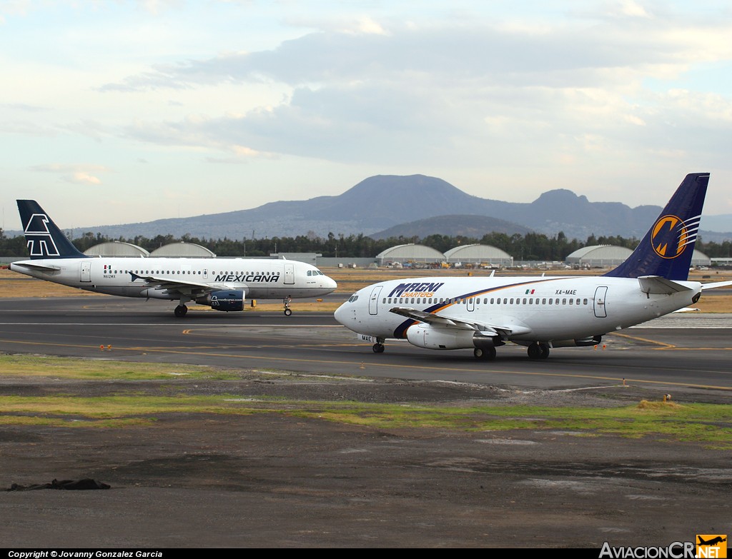 XA-MAE - Boeing 737-277 - Magnicharter