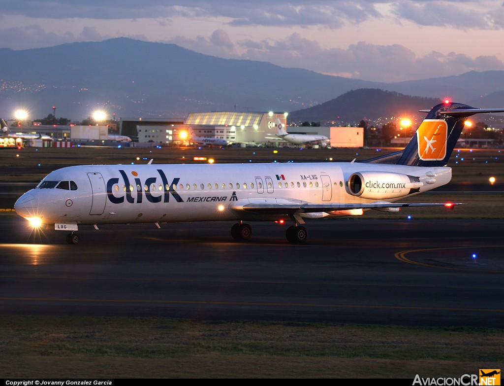 XA-LXG - Fokker F-100 - Click de Mexicana