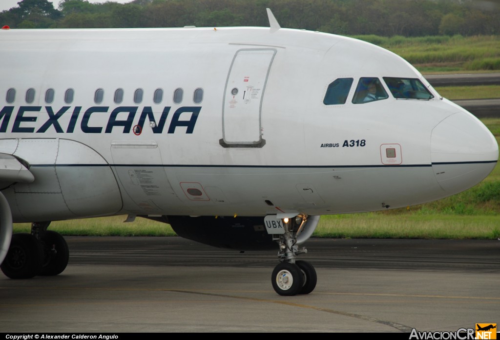 XA-UBX - Airbus A318-111 - Mexicana