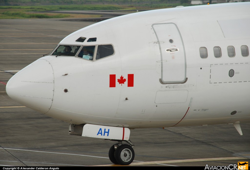 C-FTAH - Boeing 737-8Q8 - Sunwing Airlines