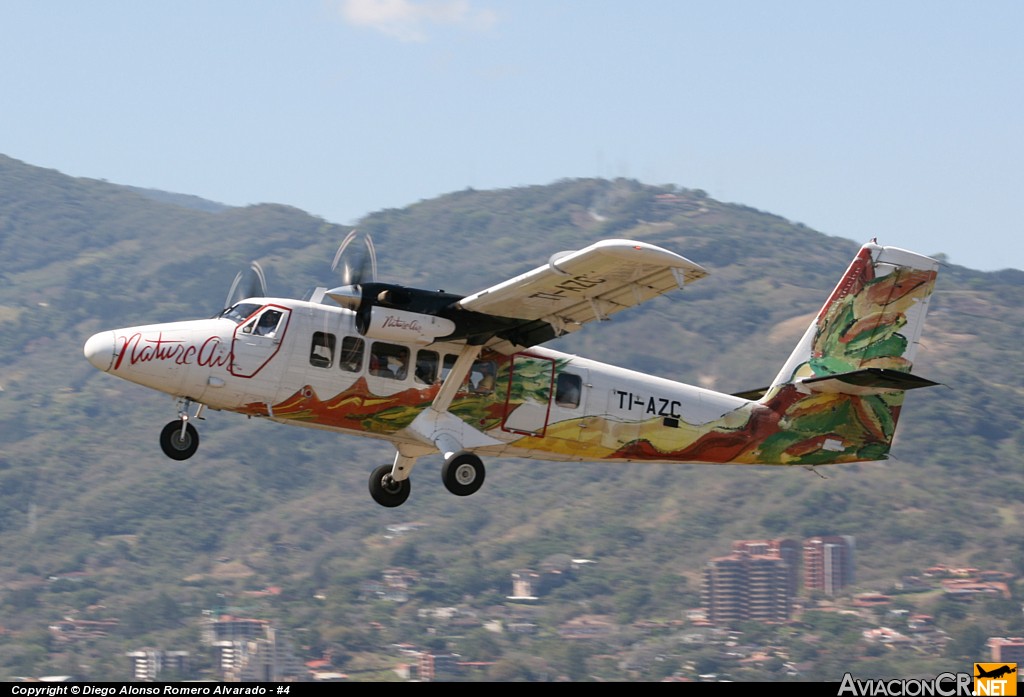 TI-AZC - De Havilland Canada DHC-6-300 Twin Otter - Nature Air