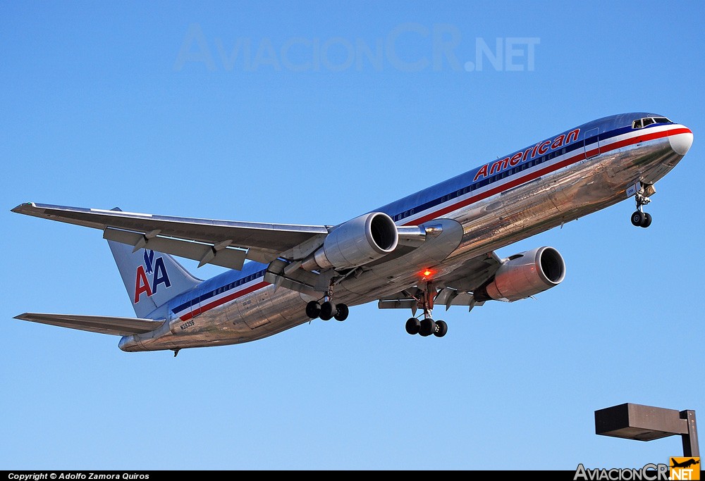 N39356 - Boeing 767-323/ER - American Airlines