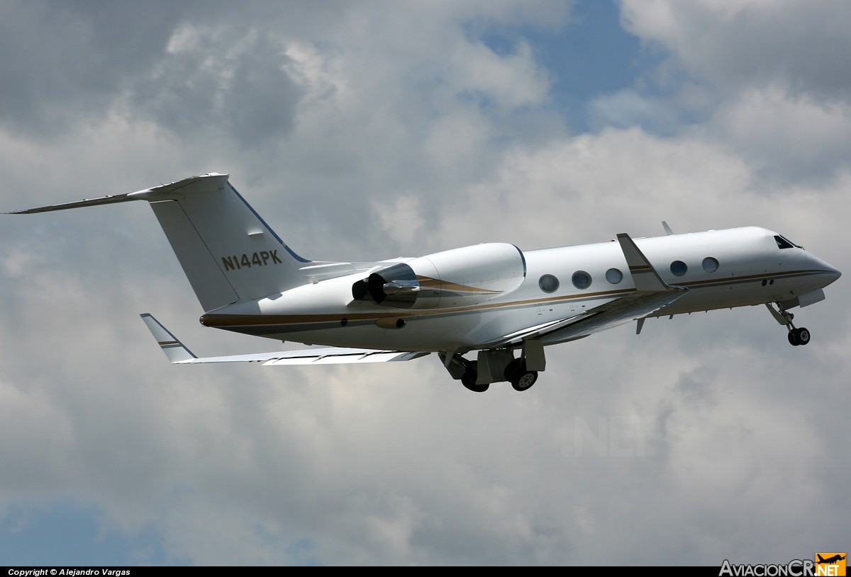 N144PK - Gulfstream Aerospace G-IV Gulfstream IV - Untitled