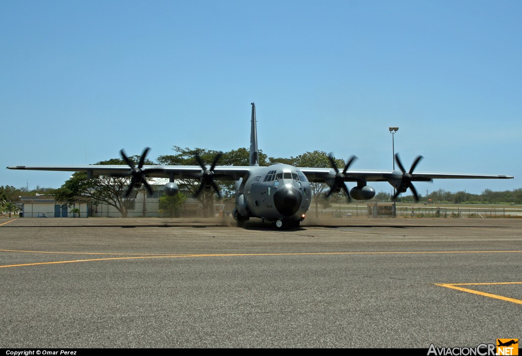 75304 - WC-130J - U.S. Air Force