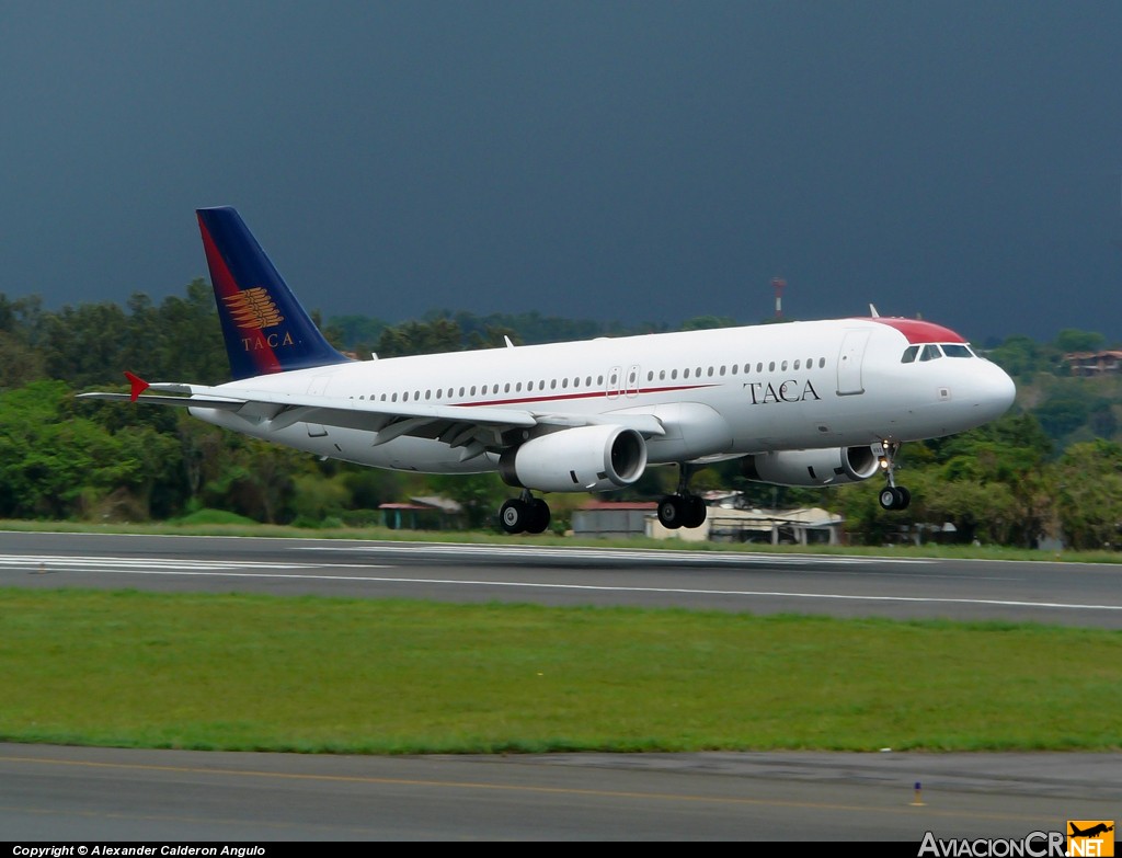 N492TA - Airbus A320-233 - TACA