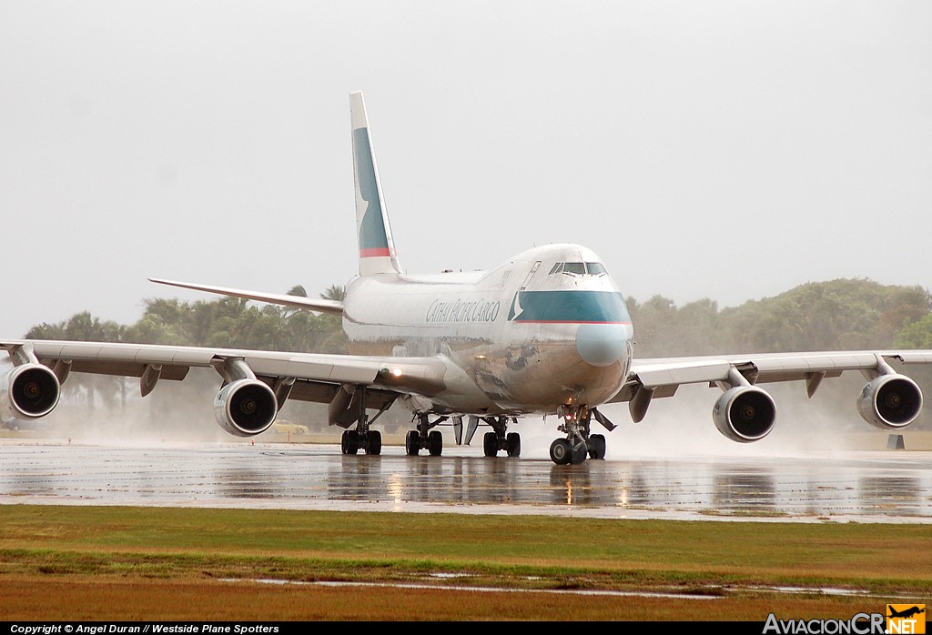 B-HUH - Boeing 747-467F/SCD - Cathay Pacific Cargo