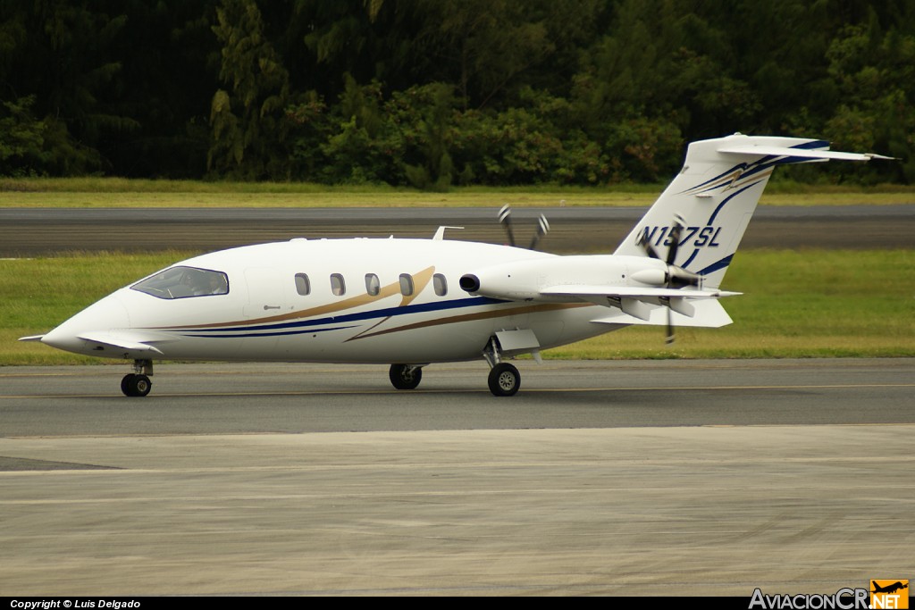 N157SL - Piaggio P-180 Avanti - Privado