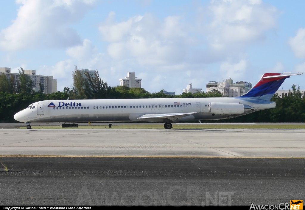 N922DL - McDonnell Douglas MD-88 - Delta Airlines