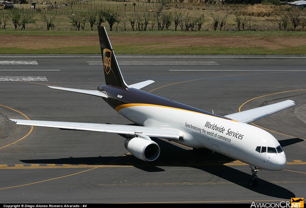 N465UP - Boeing 757-24APF - UPS - United Parcel Service