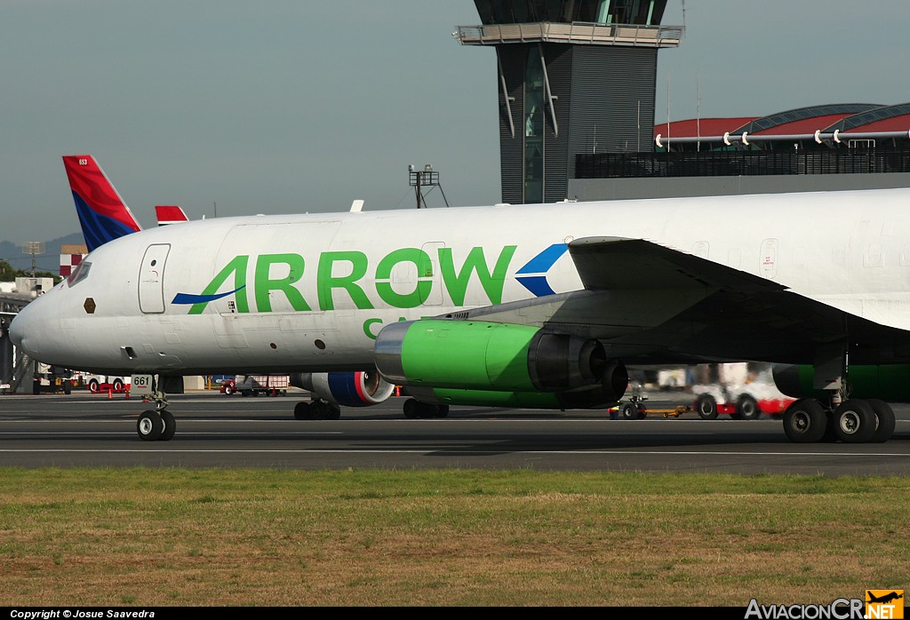 N661AV - Douglas DC-8-63(F) - Arrow Air