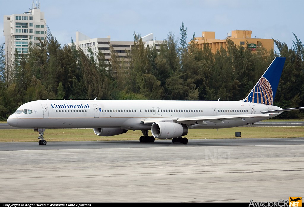 N56859 - Boeing 757-324 - Continental Airlines