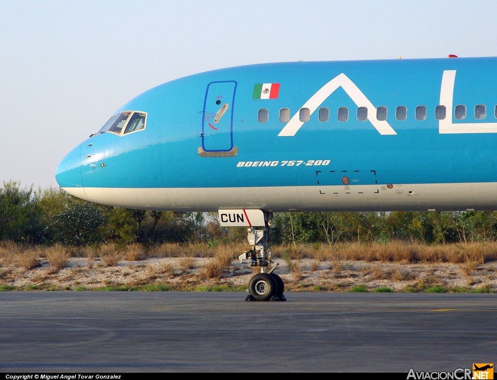 XA-CUN - Boeing 757-225 - Aladia