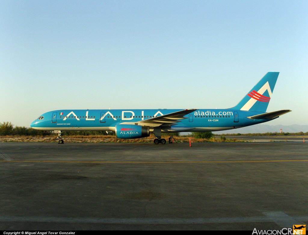 XA-CUN - Boeing 757-225 - Aladia