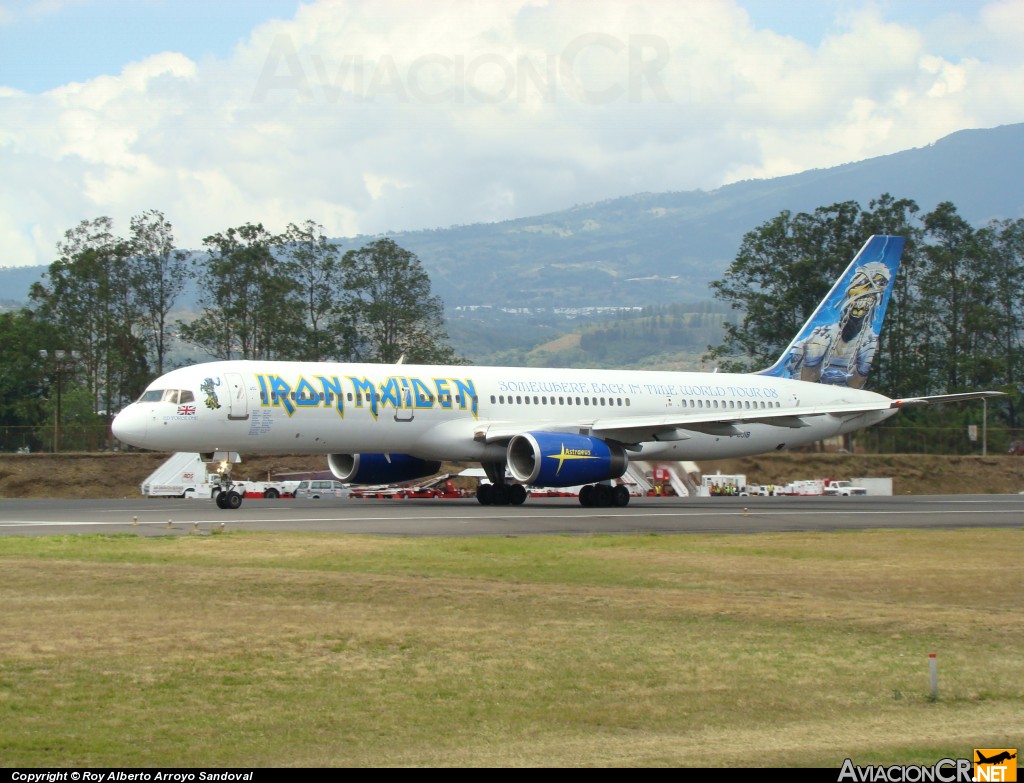 G-OJIB - Boeing 757-23A - Astraeus