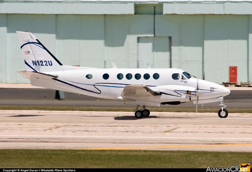 N122U - Beechcraft A100 King Air - Coastal Wings Inc.