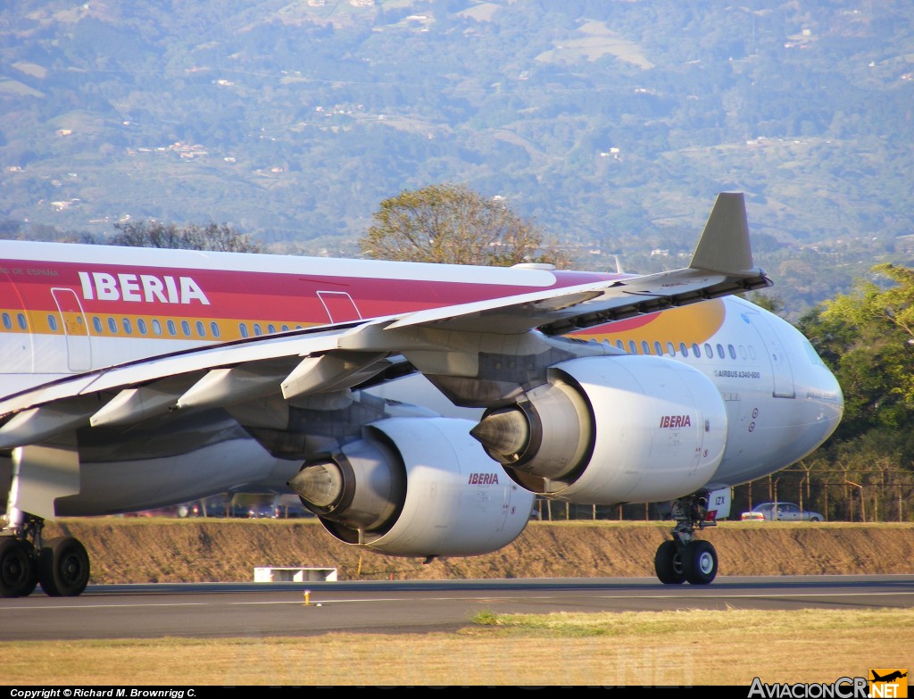 EC-IZX - Airbus A340-642 - Iberia