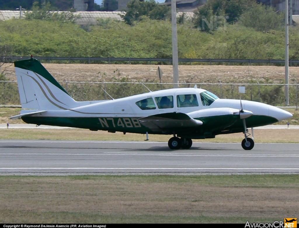 N74BB - Piper PA-23-250 Aztec - Privado