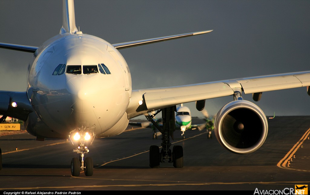 EC-JZL - Airbus A330-202 - Air Europa