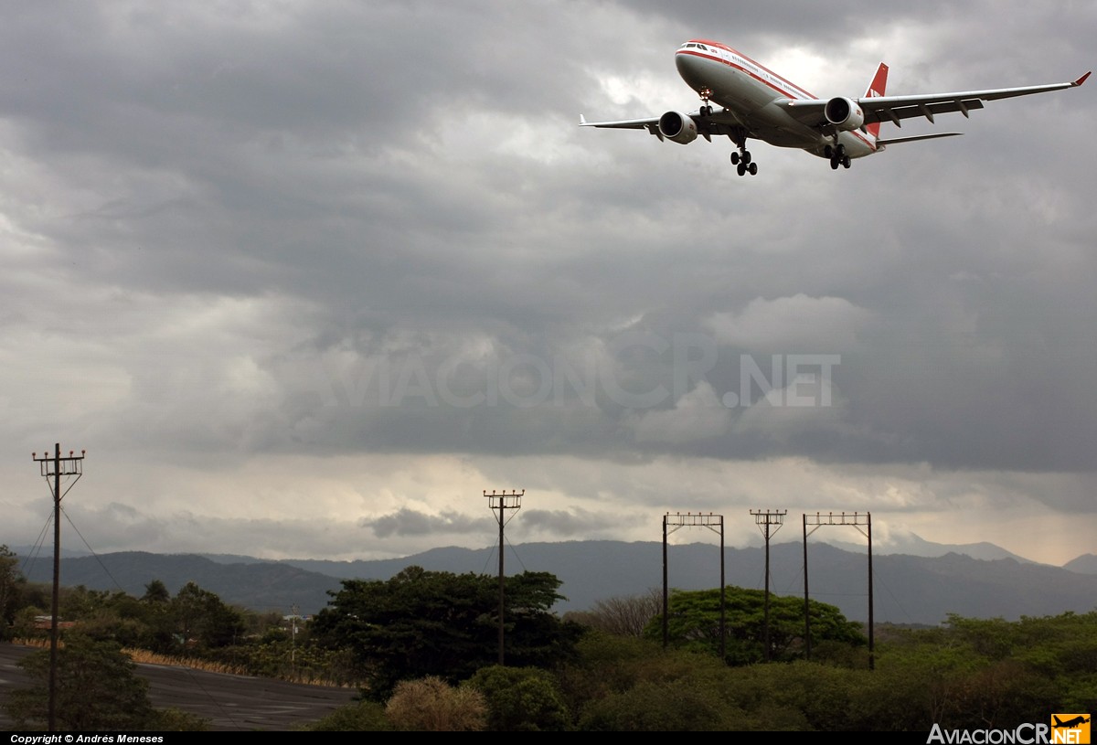 D-ALPE - Airbus A330-203 - LTU - Lufttransport-Unternehmen