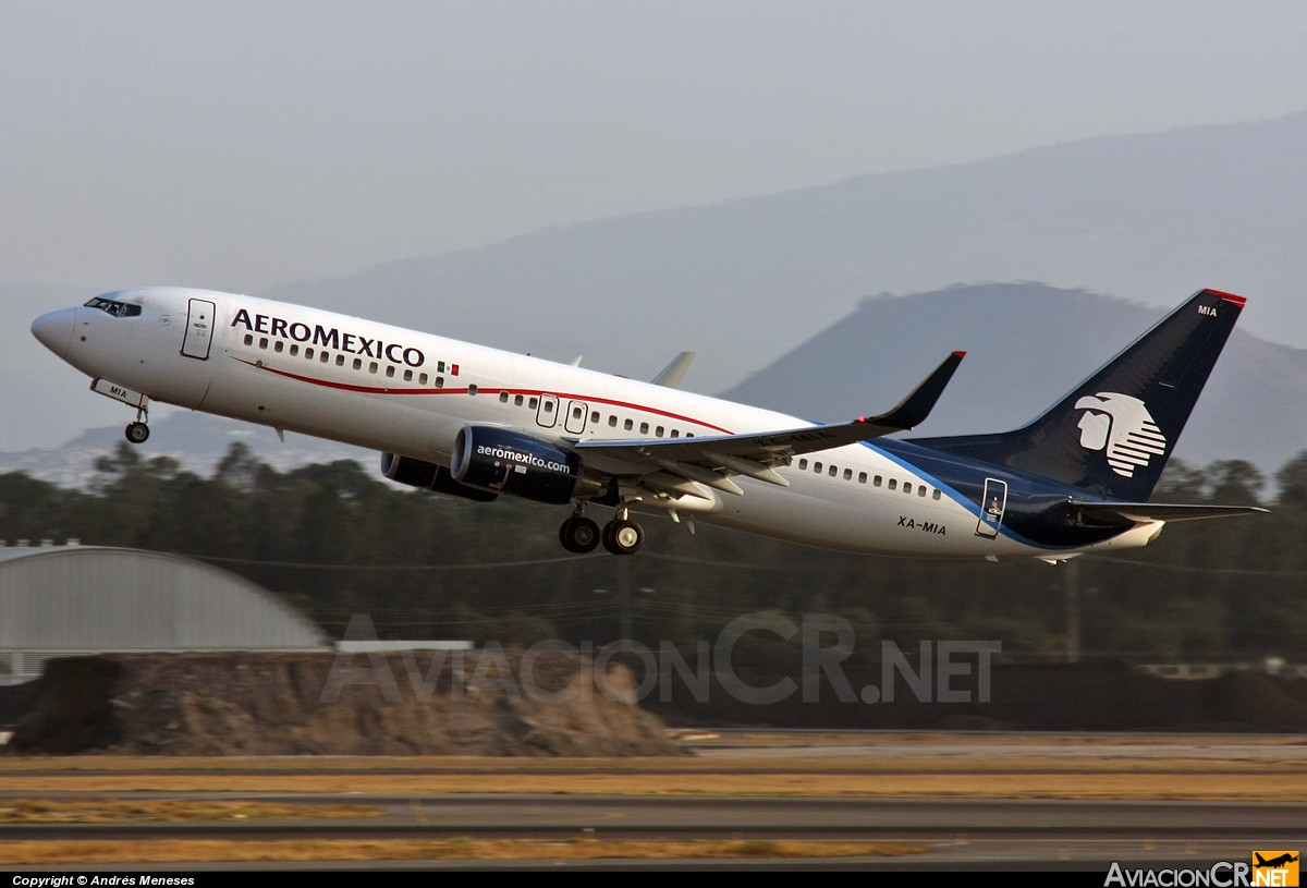 XA-MIA - Boeing 737-85D - Aeromexico