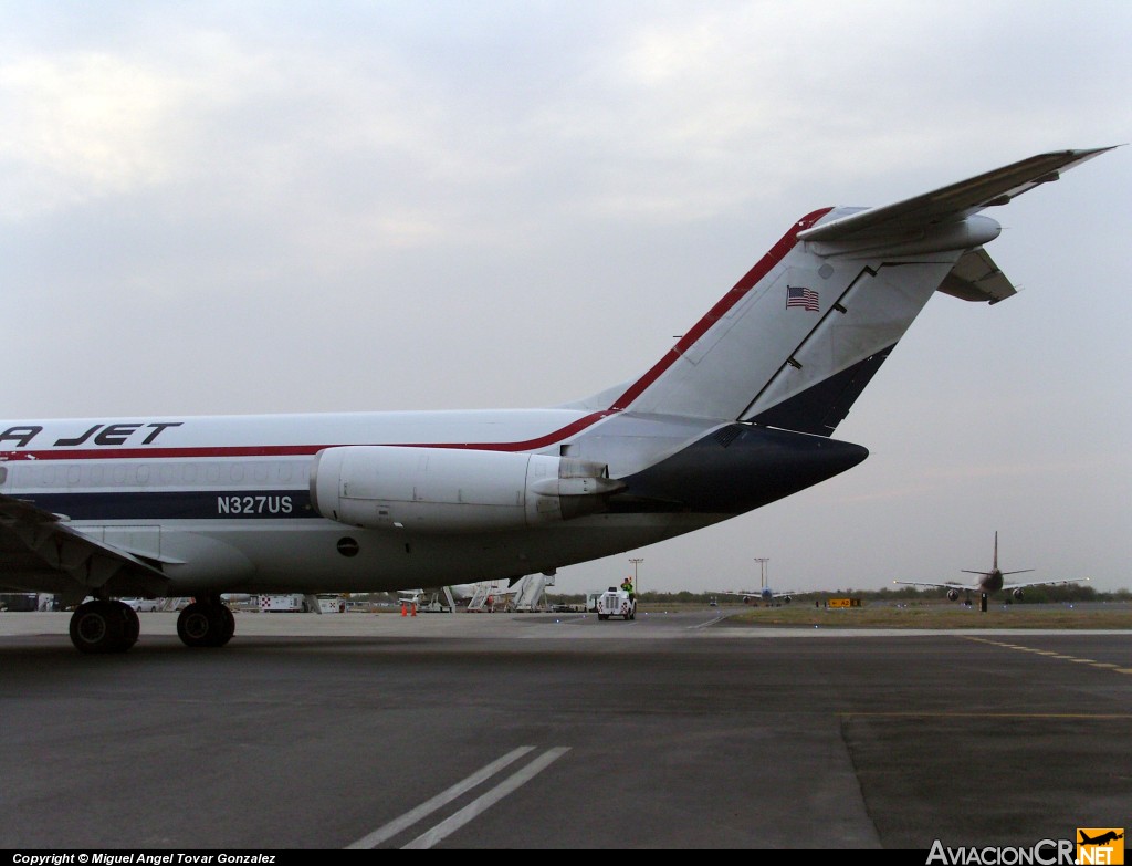 N327US - McDonnell Douglas DC-9-15-33F - USA Jet