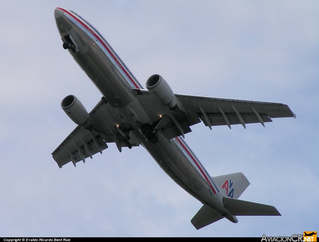 N14065 - Airbus A300B4-605R - American Airlines