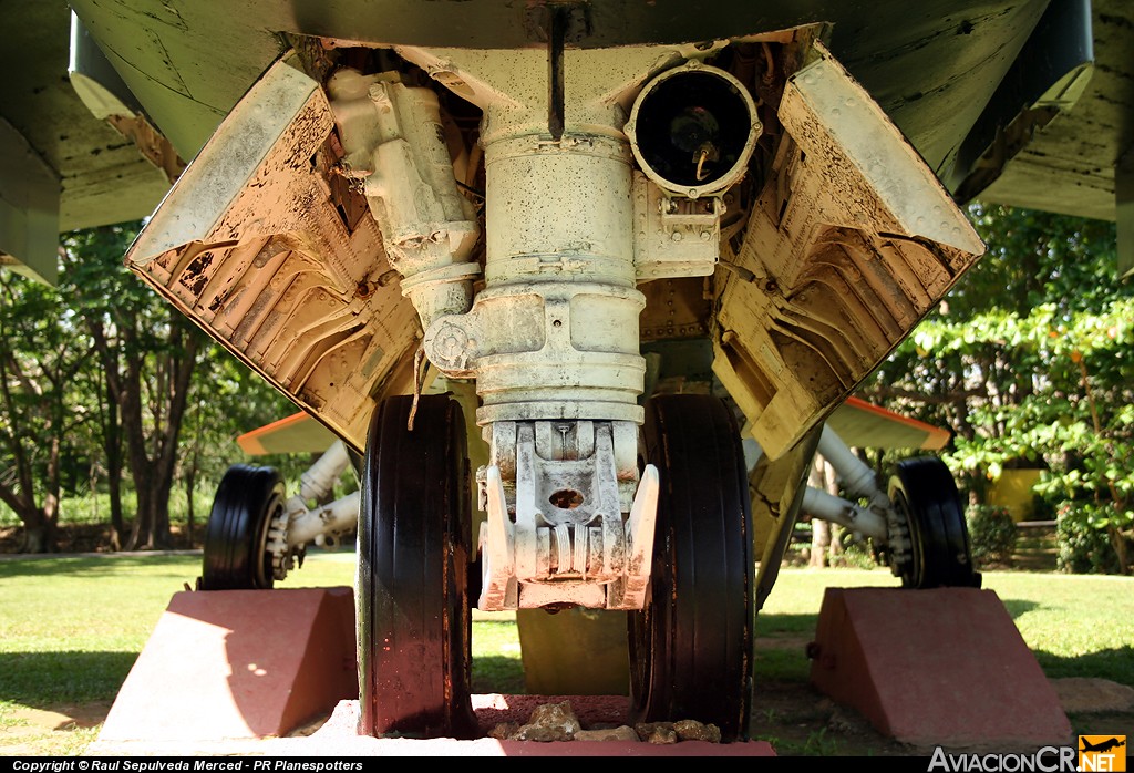70-0995 - Vought LTV A-7D Corsair II - USAF - United States Air Force - Fuerza Aerea de EE.UU