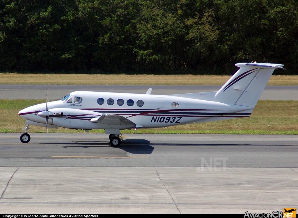 N1093Z - Beechcraft Super King Air B200 - Privado