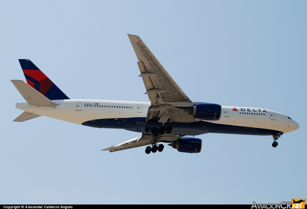 N866DA - Boeing 777-232/ER - Delta Airlines