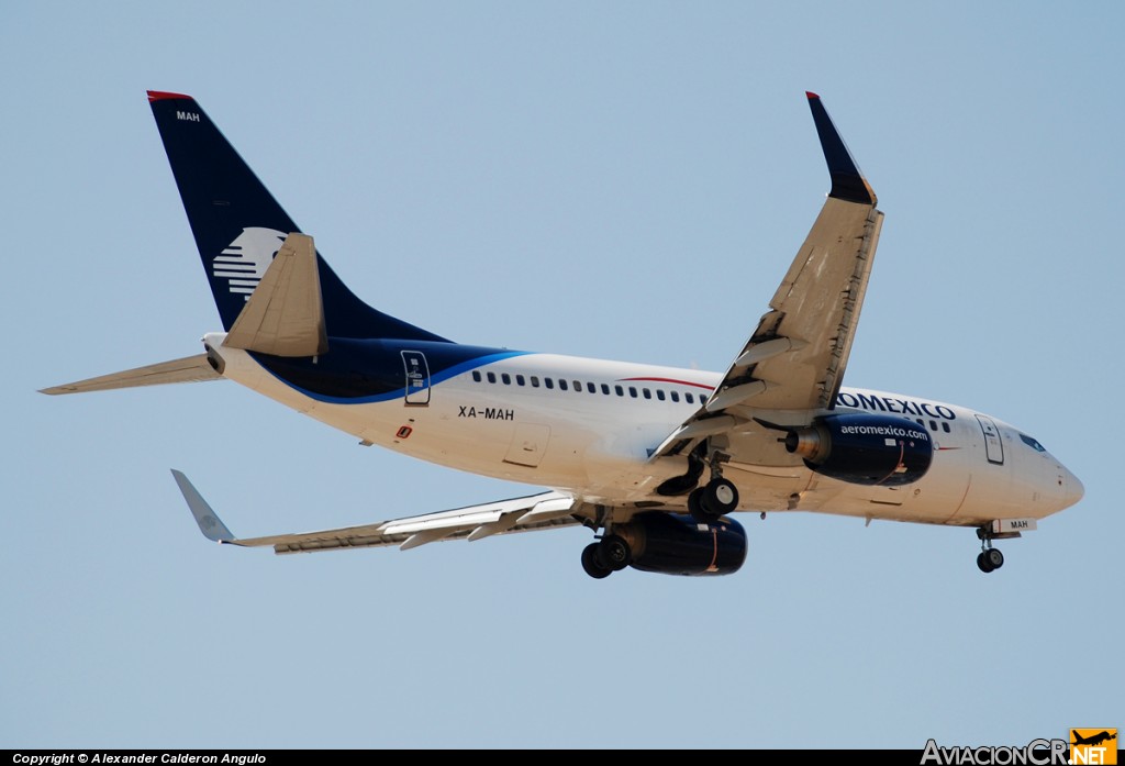 XA-MAH - Boeing 737-752 - Aeromexico