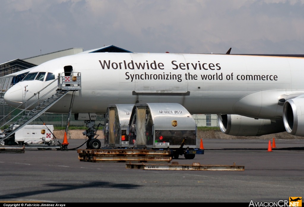 N469UP - Boeing 757-24A(PF) - UPS - United Parcel Service