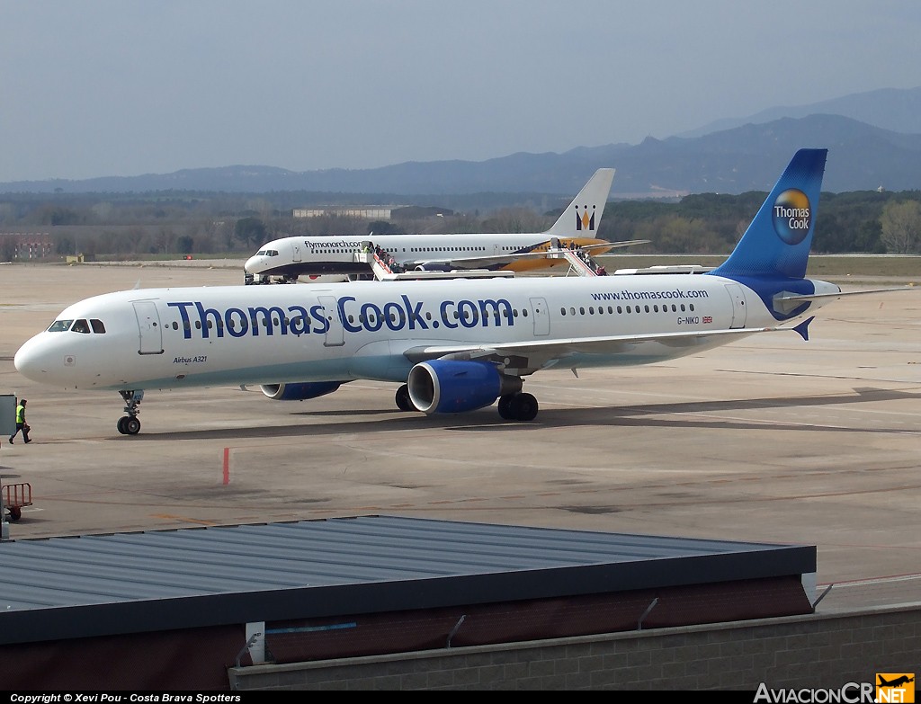 G-NIKO - Airbus A321-211 - Thomas Cook