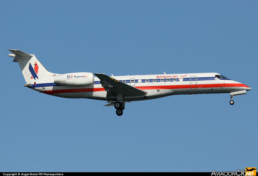 N732DH - Embraer ERJ-135LR - American Eagle